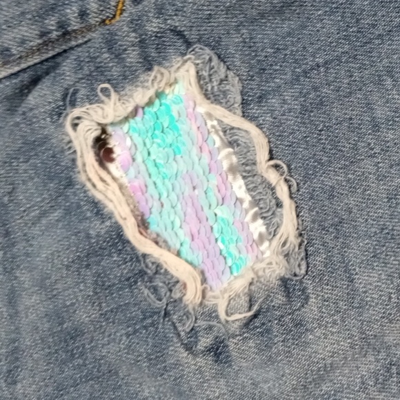 Girls Jean Shorts - Picture 4 of 10